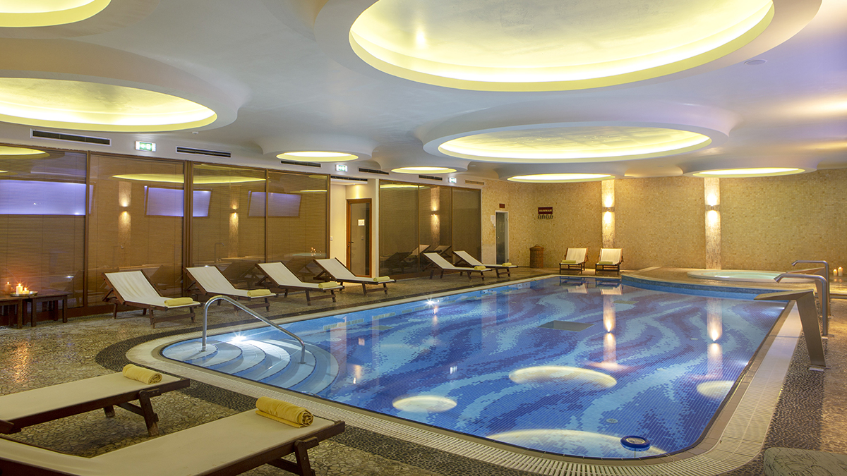 Zeus Essence Ramada Athens  (ex Ramada Athens Attica Riviera)